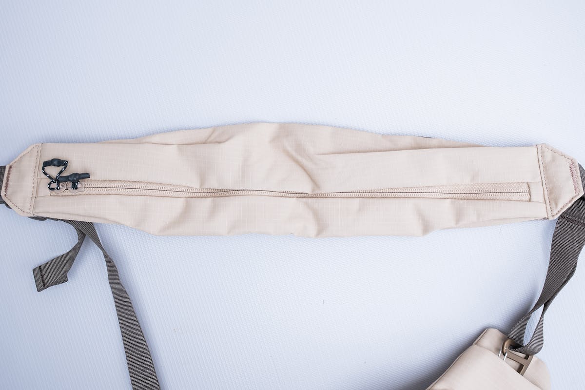 Moment Balance 7L Camera Sling Strap Compartment