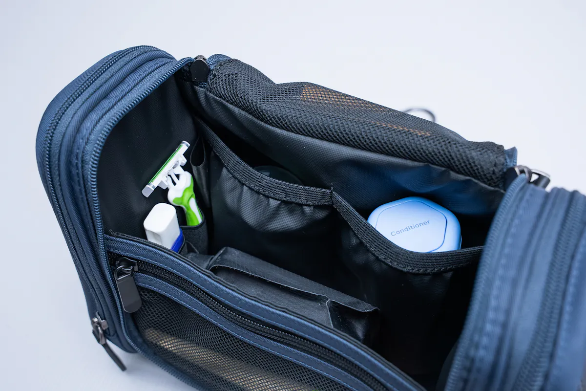 Quince Voyage Nylon Hanging Toiletry Case Slip Pockets