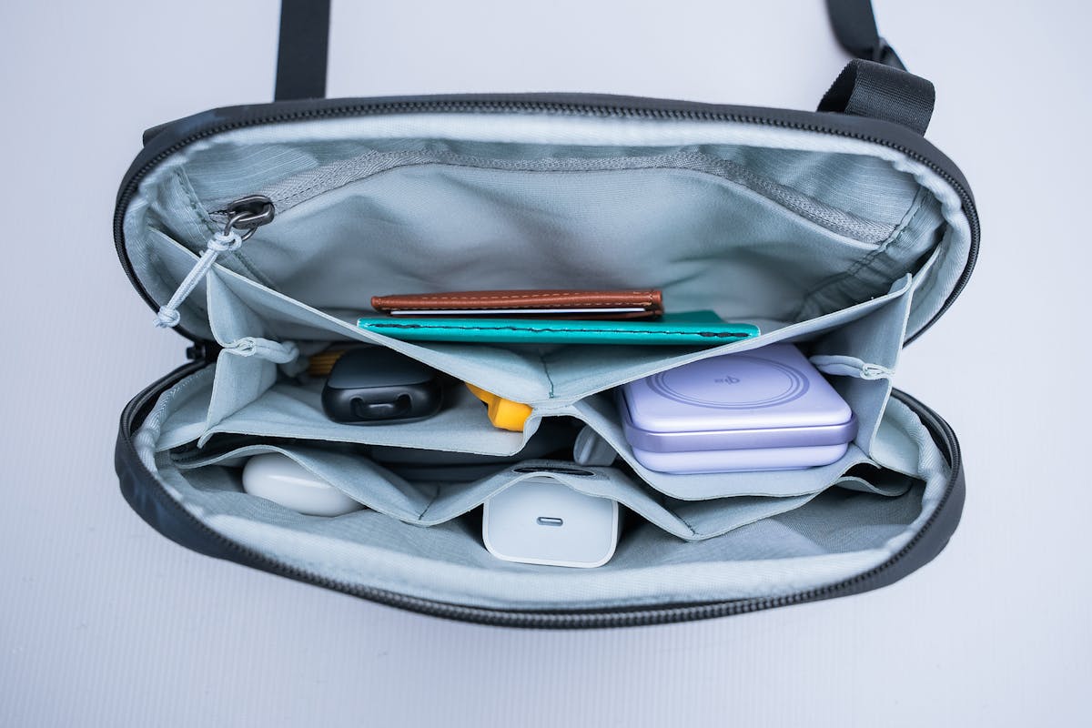 Peak Design Travel Crossbody 3L Stuffed