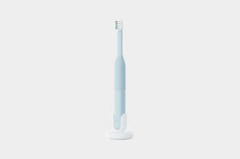 quip Ultra Lite Toothbrush