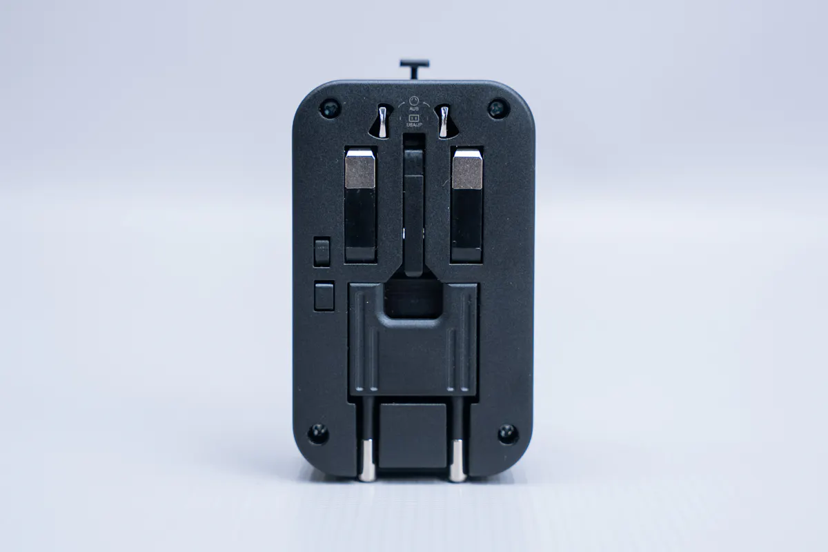 TESSAN Ultra Thin Universal Travel Adapter PD 20W Prongs Side