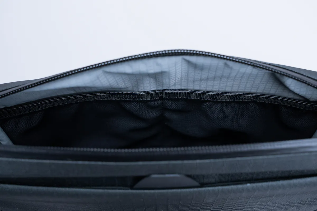 RE:FORM XB:01 Crossbody 3L Review | Pack Hacker