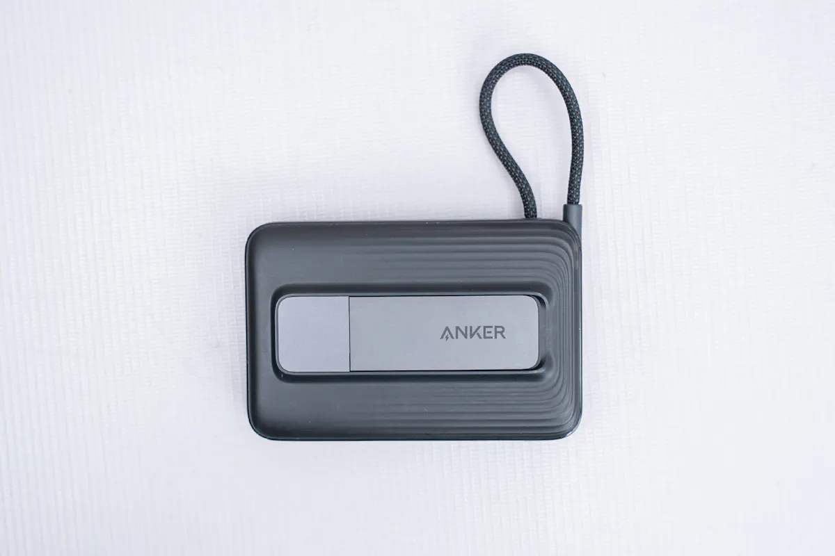 Anker Zolo Magnetic Power Bank Full