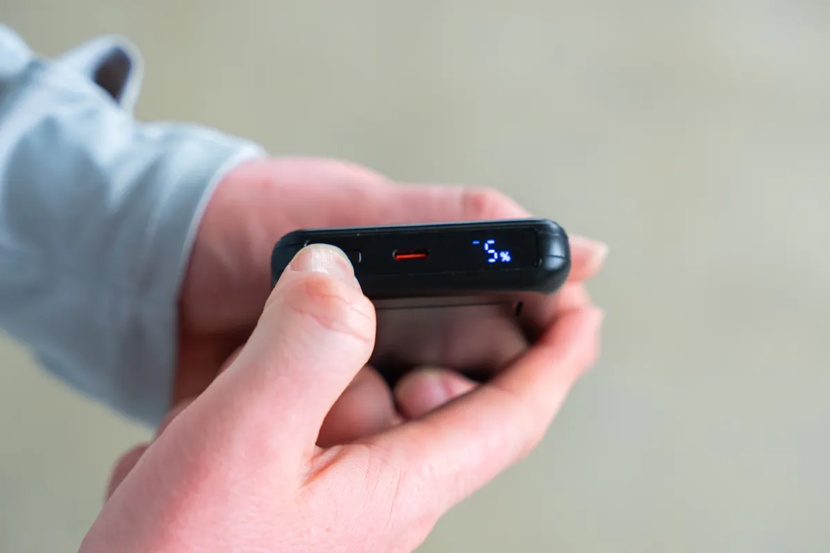 The Ridge Power Bank (10k mAh) Charge