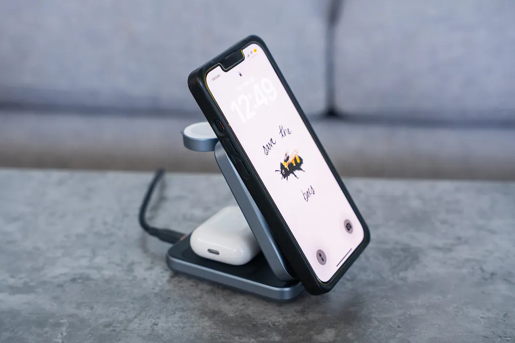 Anker Prime Wireless Charging Station (3-in-1, MagGo, AirCool, Foldable) Review