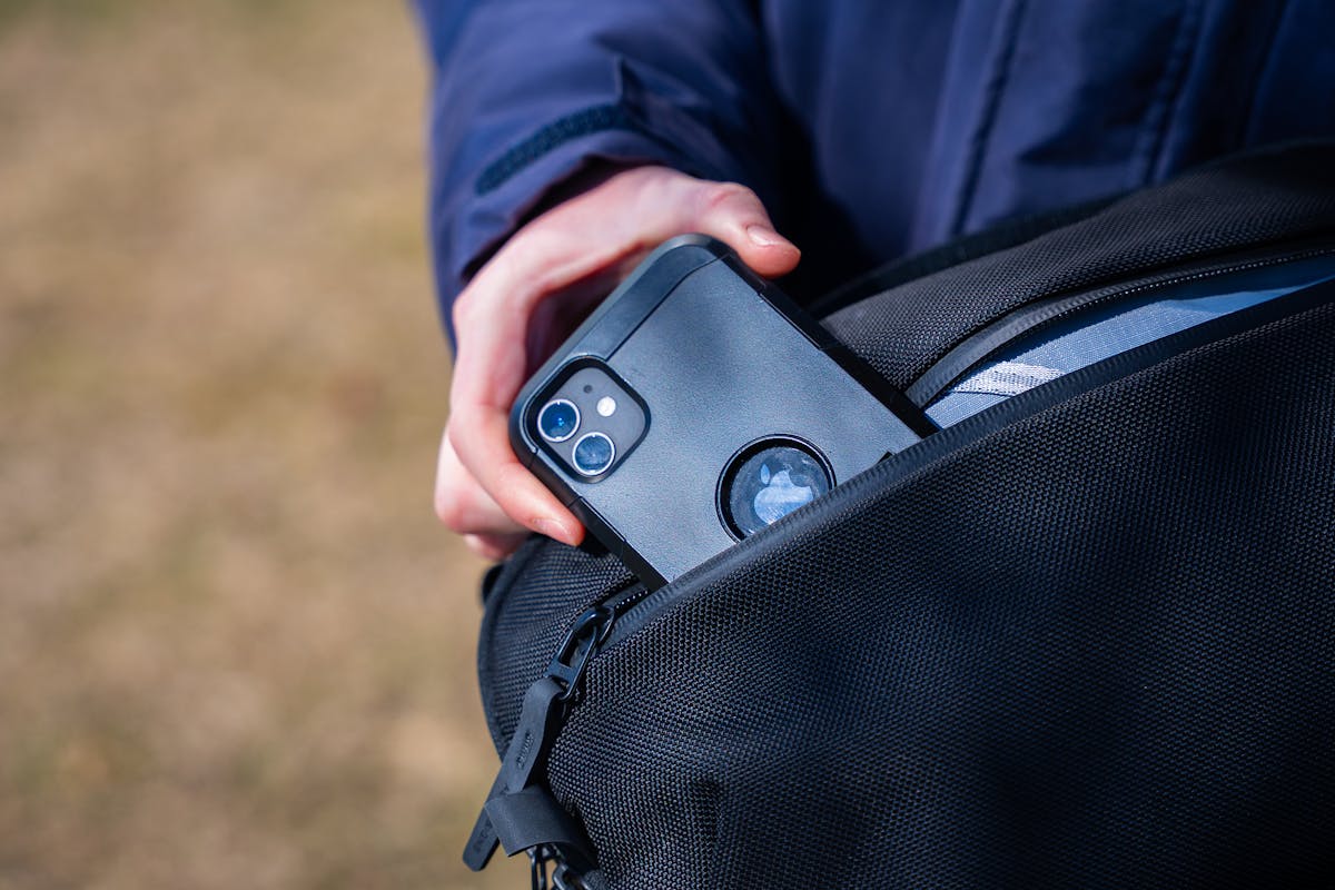 Aer Day Sling 4 Max In Use