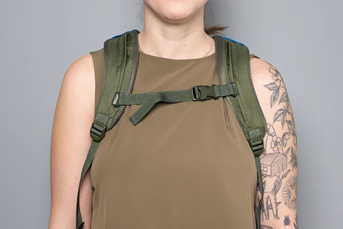 Cotopaxi Allpa Mini 20L Travel Pack Strap