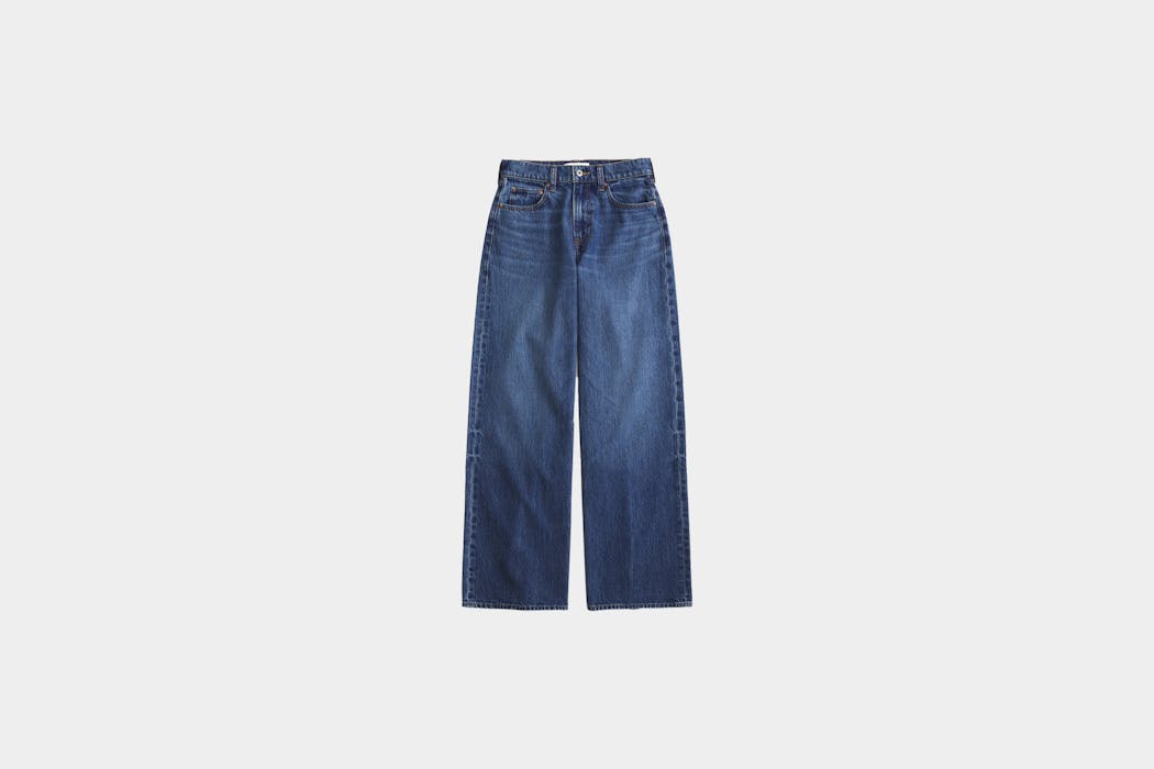 Abercrombie & Fitch Curve Love High Rise Wide Leg Jean