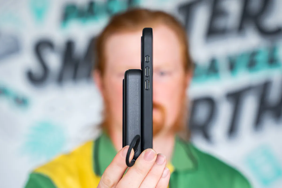 Anker Zolo Magnetic Power Bank Magsafe In Use