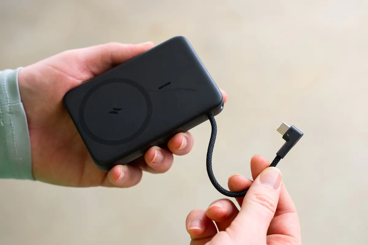 Anker Zolo Magnetic Power Bank Built In USB-C