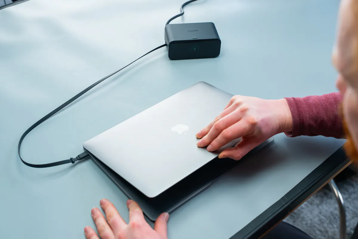 Anker Nano Charging Station (7-in-1, 100W) Laptop