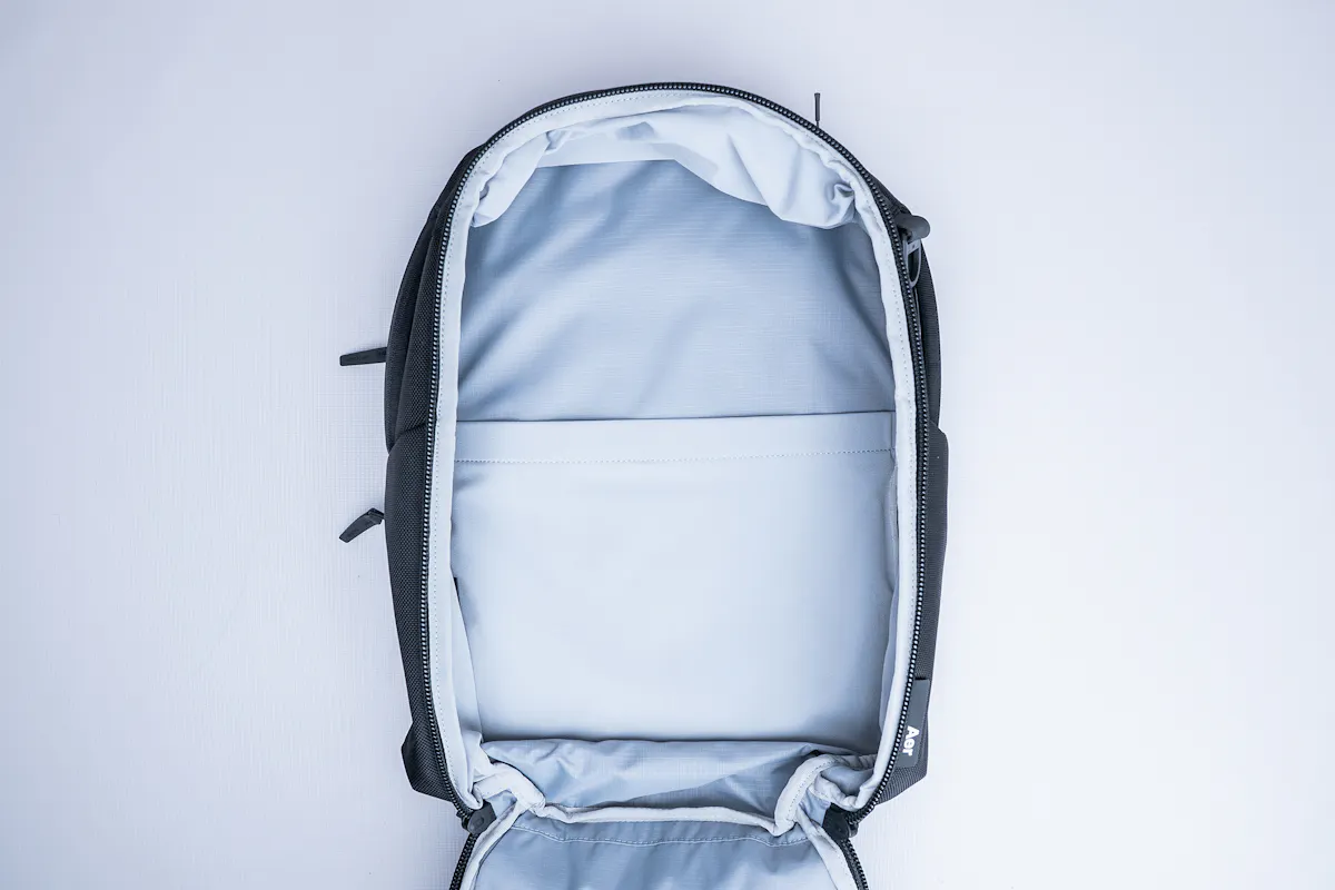 Aer City Pack Pro 2 20L Interior Empty