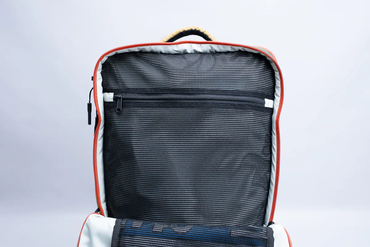 Sherpani Santiago Travel Backpack Mesh Pocket 2