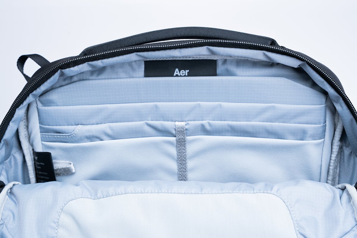 Aer Day Sling 4 Max Organization