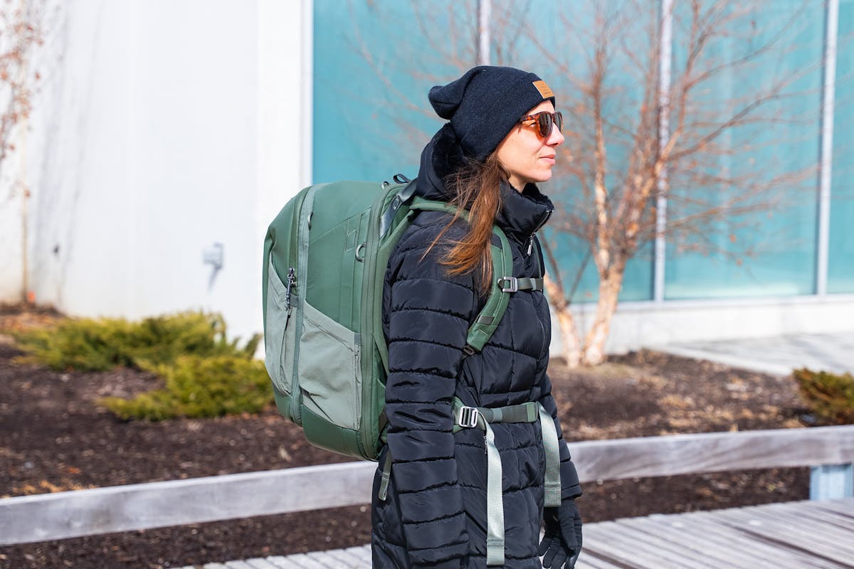 Peak Design Travel Backpack 2-in-1 Main Side