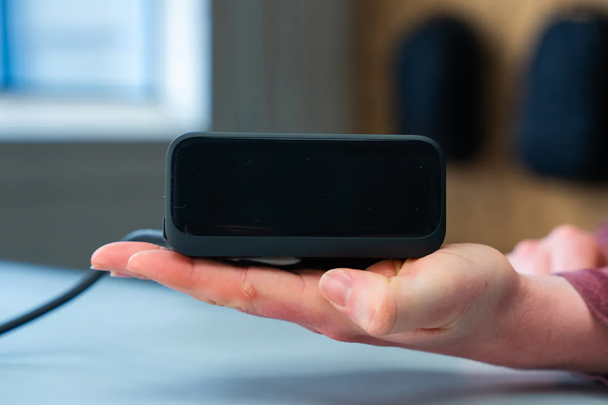 Anker Nano Charging Station (7-in-1, 100W) Palm