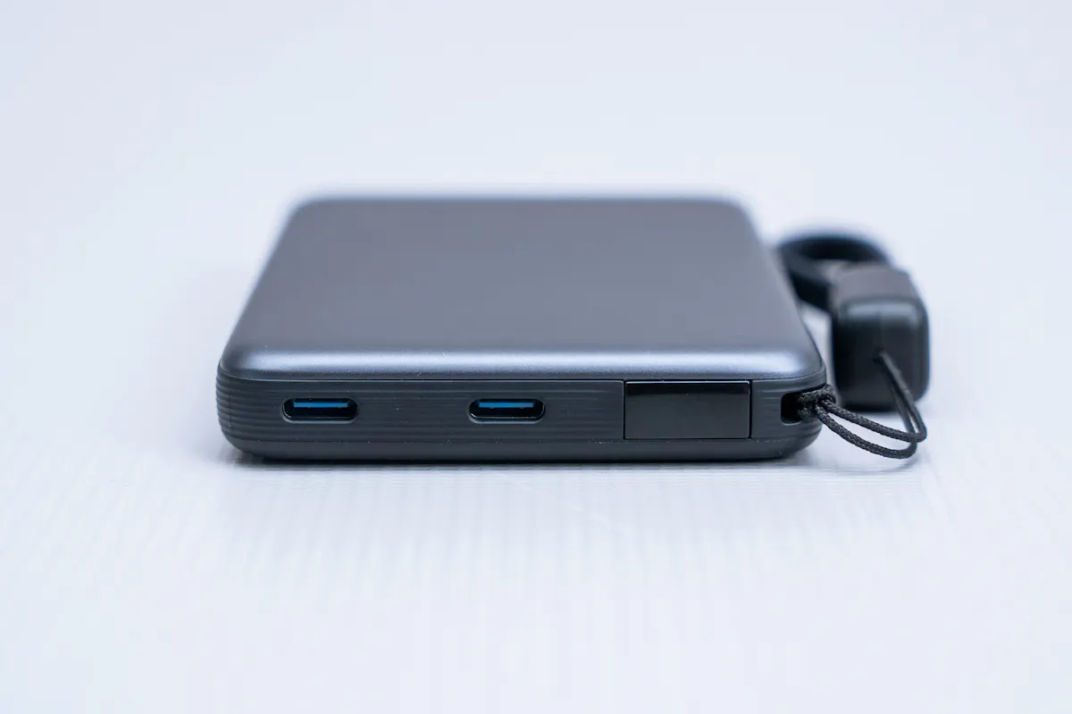 INIU SnapGo Air 10000mAh Ports