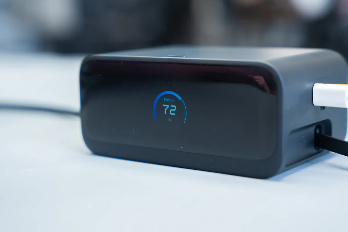 Anker Nano Charging Station (7-in-1, 100W) Screen 1