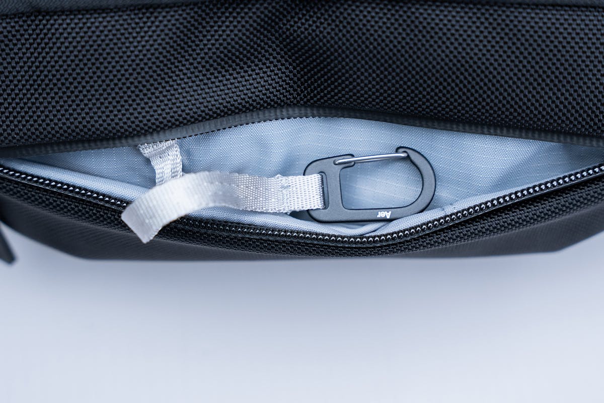 Aer Day Sling 4 Key leash