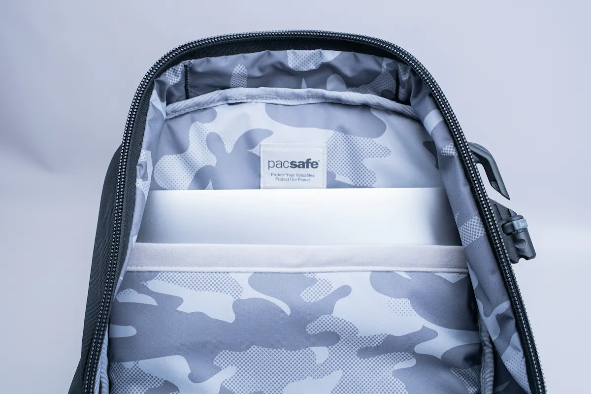 Pacsafe EXP 28L Anti-Theft Backpack Laptop