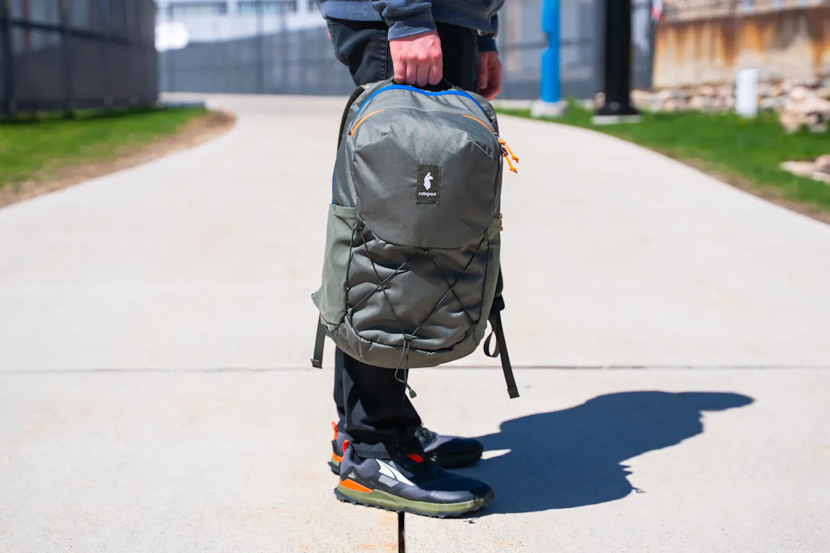 Cotopaxi Abierto 26L Daypack Top Handle