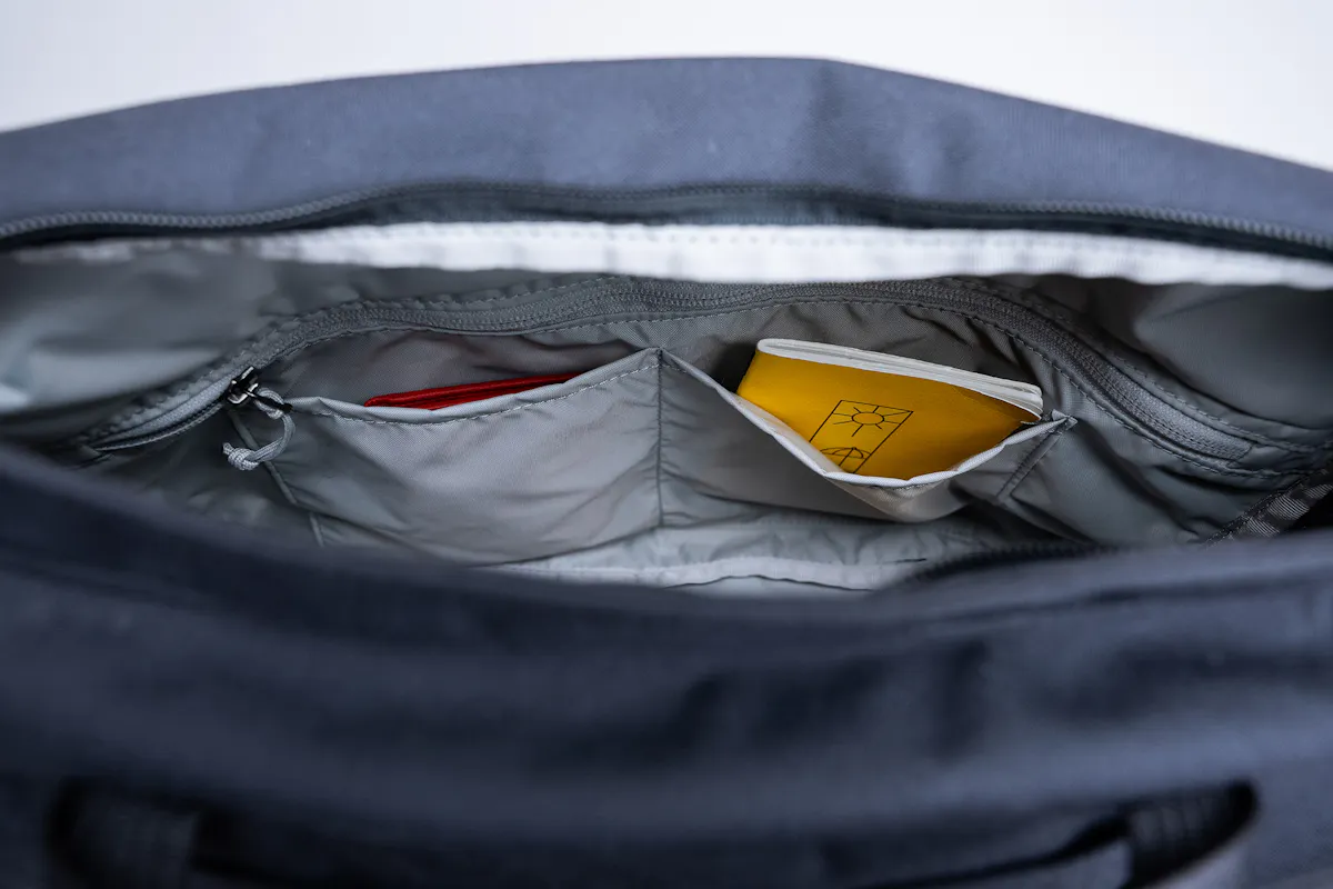 Fjallraven Farden Crossbody Inside Organization