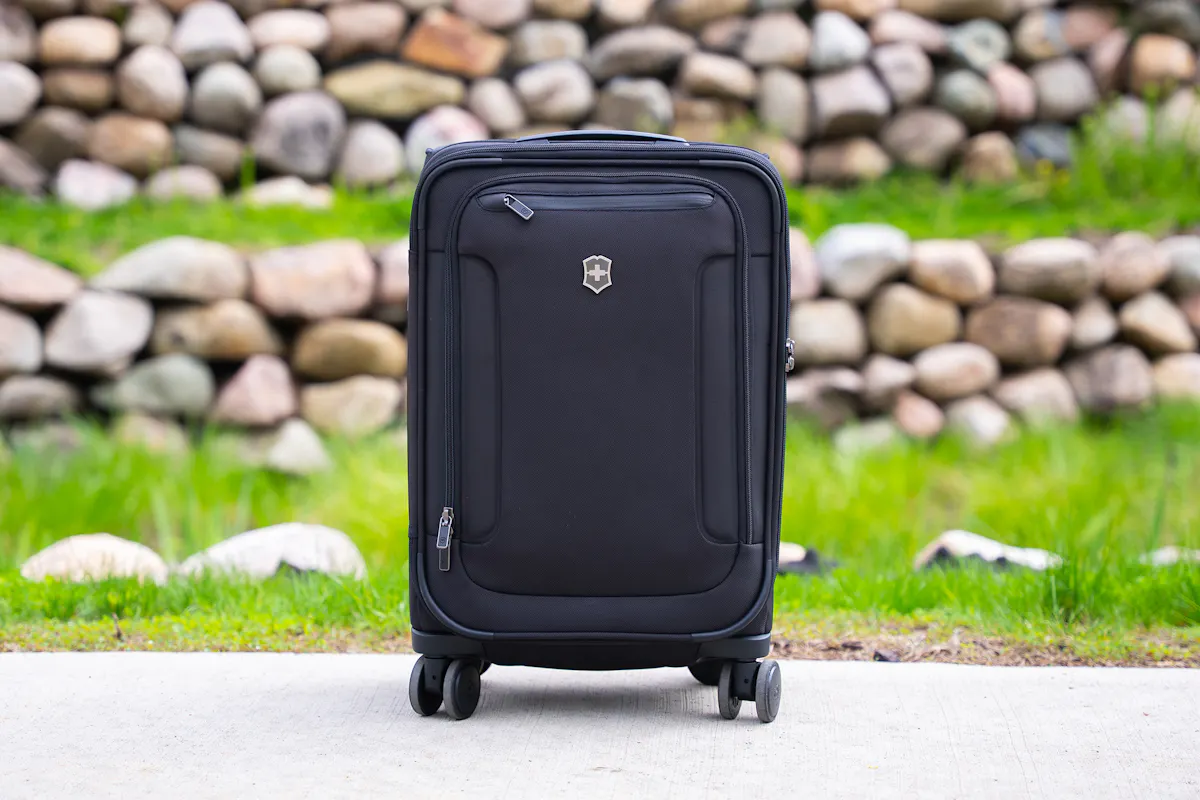 Victorinox Werks Traveler 7.0 Frequent Flyer Carry-On Review