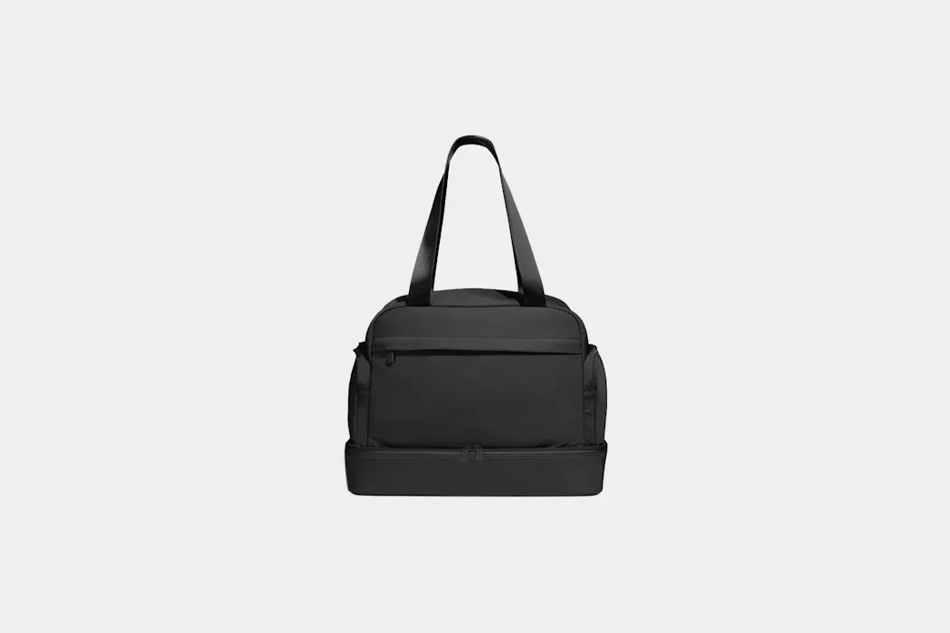 Away Featherlight Overnight Bag