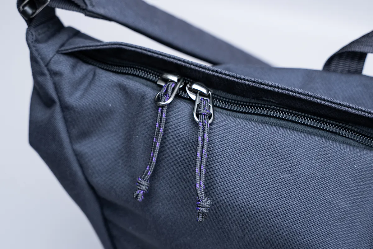 Fjallraven Farden Crossbody Zipper Pull