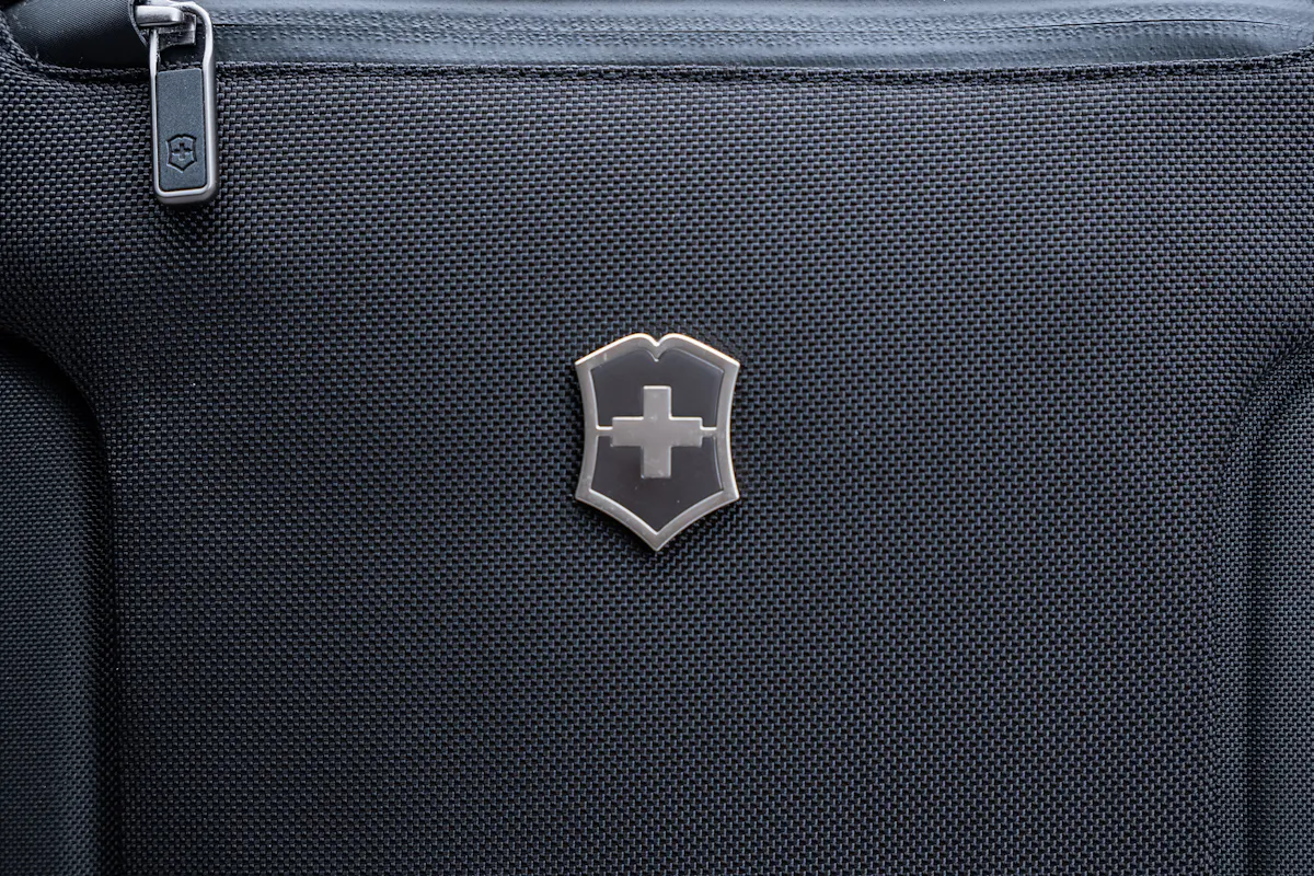 Victorinox Werks Traveler 7.0 Frequent Flyer Carry-On Logo