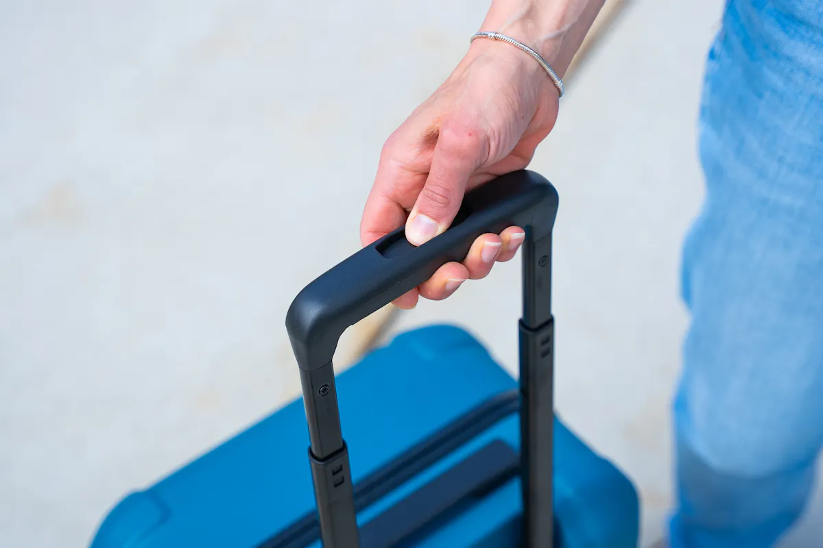 Cotopaxi Coraza Carry-On Handle