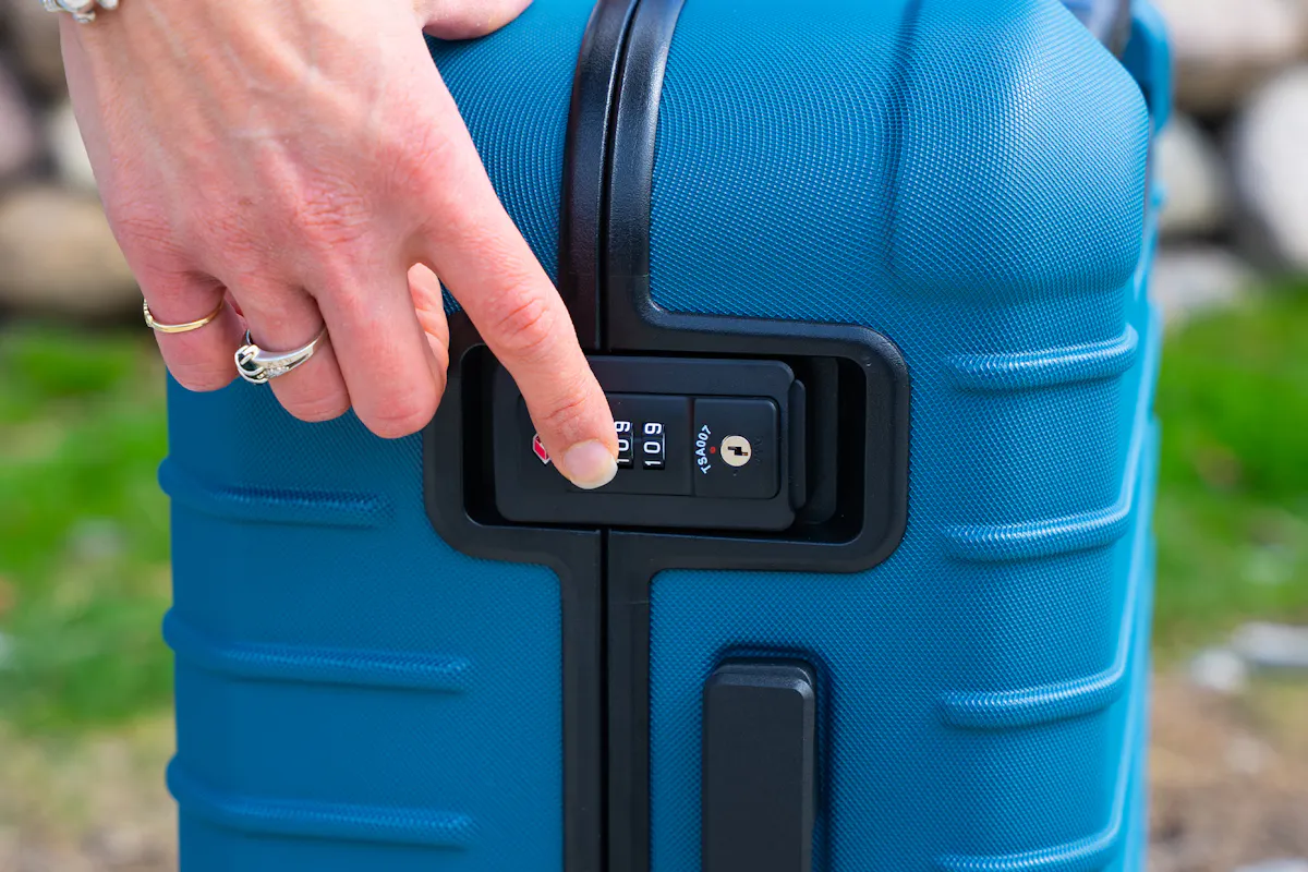 Cotopaxi Coraza Carry-On Lock
