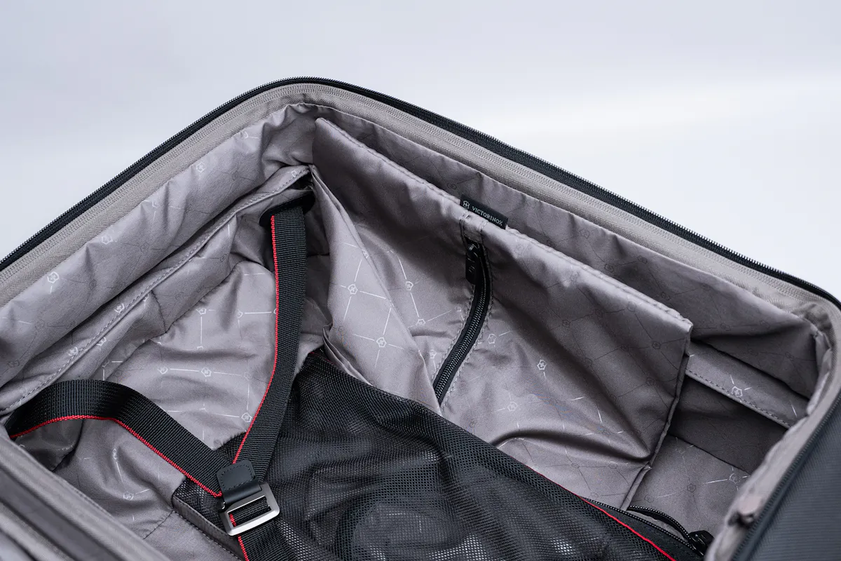 Victorinox Werks Traveler 7.0 Frequent Flyer Carry-On Laundry Bag