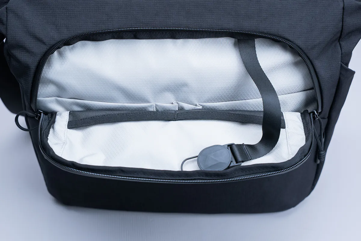 ALPAKA Bravo Tote V2 14L Pocket