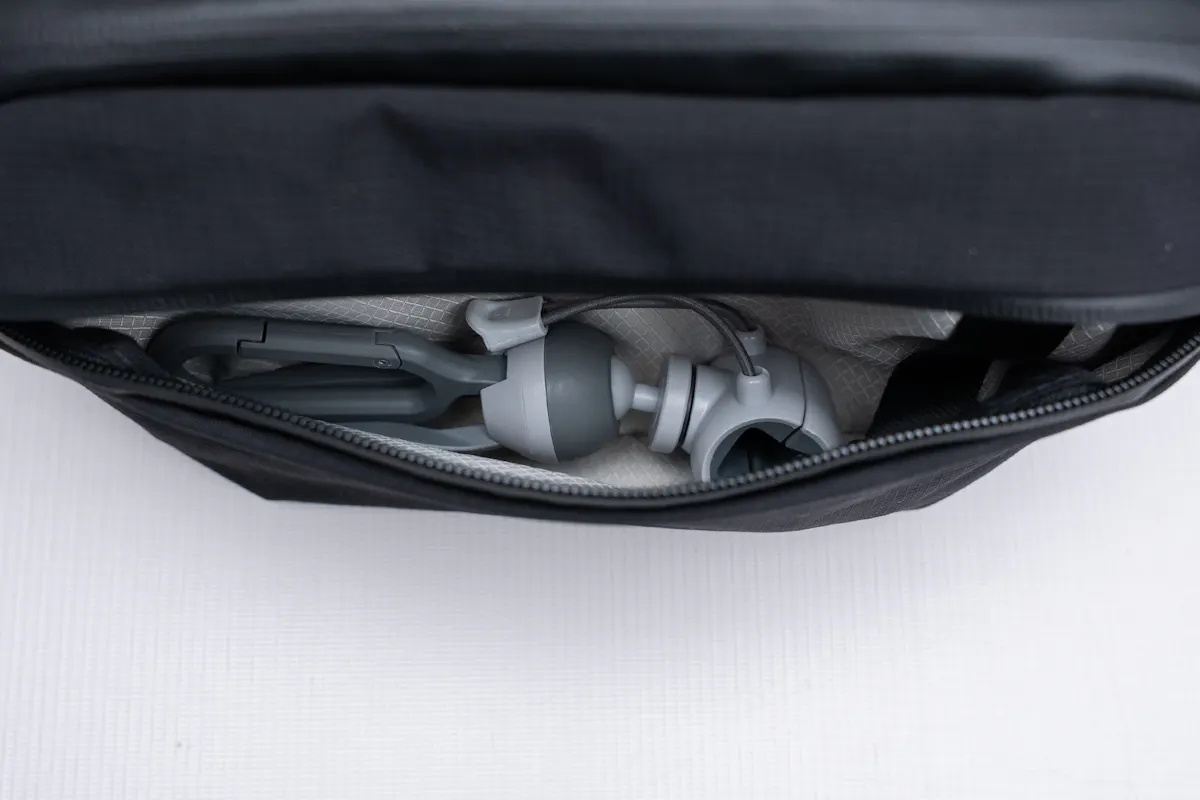 ALPAKA Flight Sling Pro (2.5L) Front Pocket