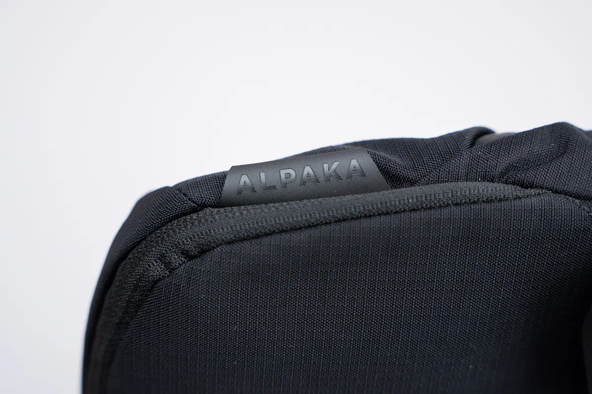 ALPAKA Flight Sling Pro (2.5L) Brand