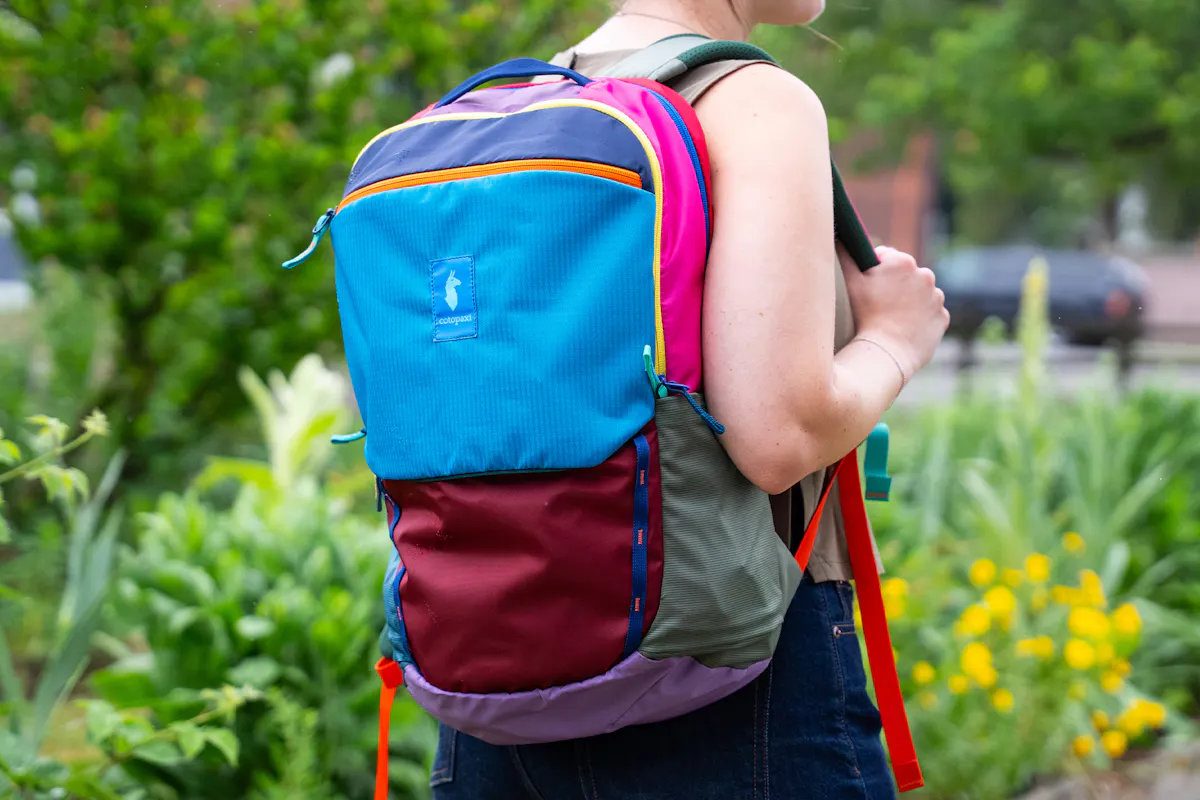 Cotopaxi Allpa 26L Daypack Closeup 2