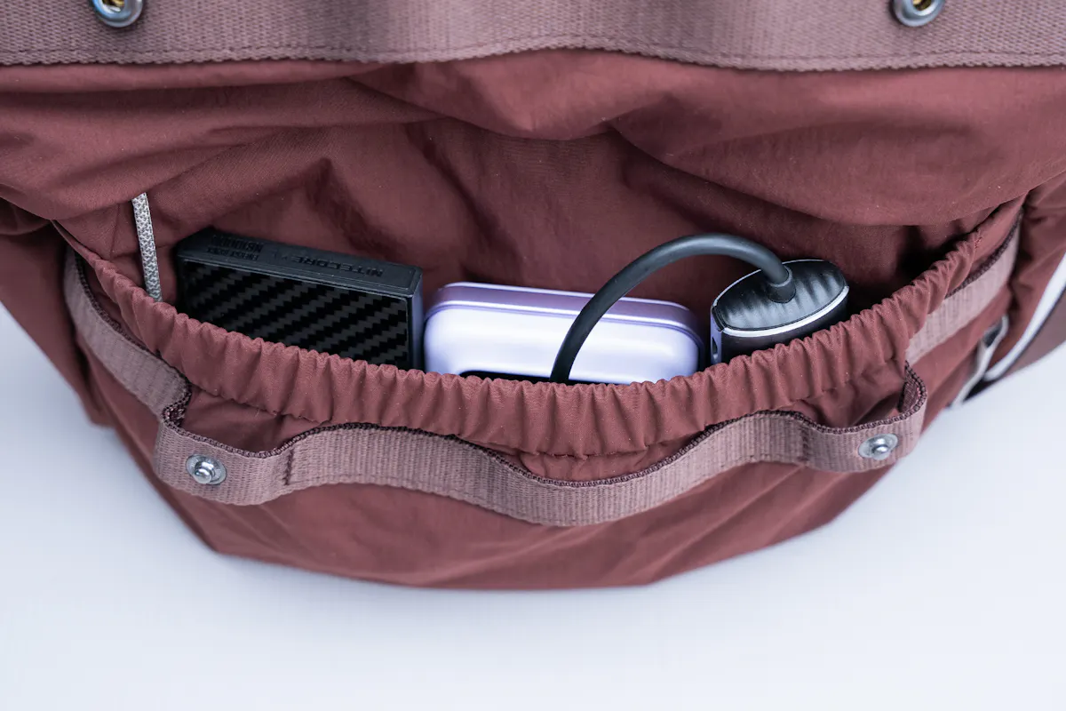 Bellroy Cinch Sling Front Pocket
