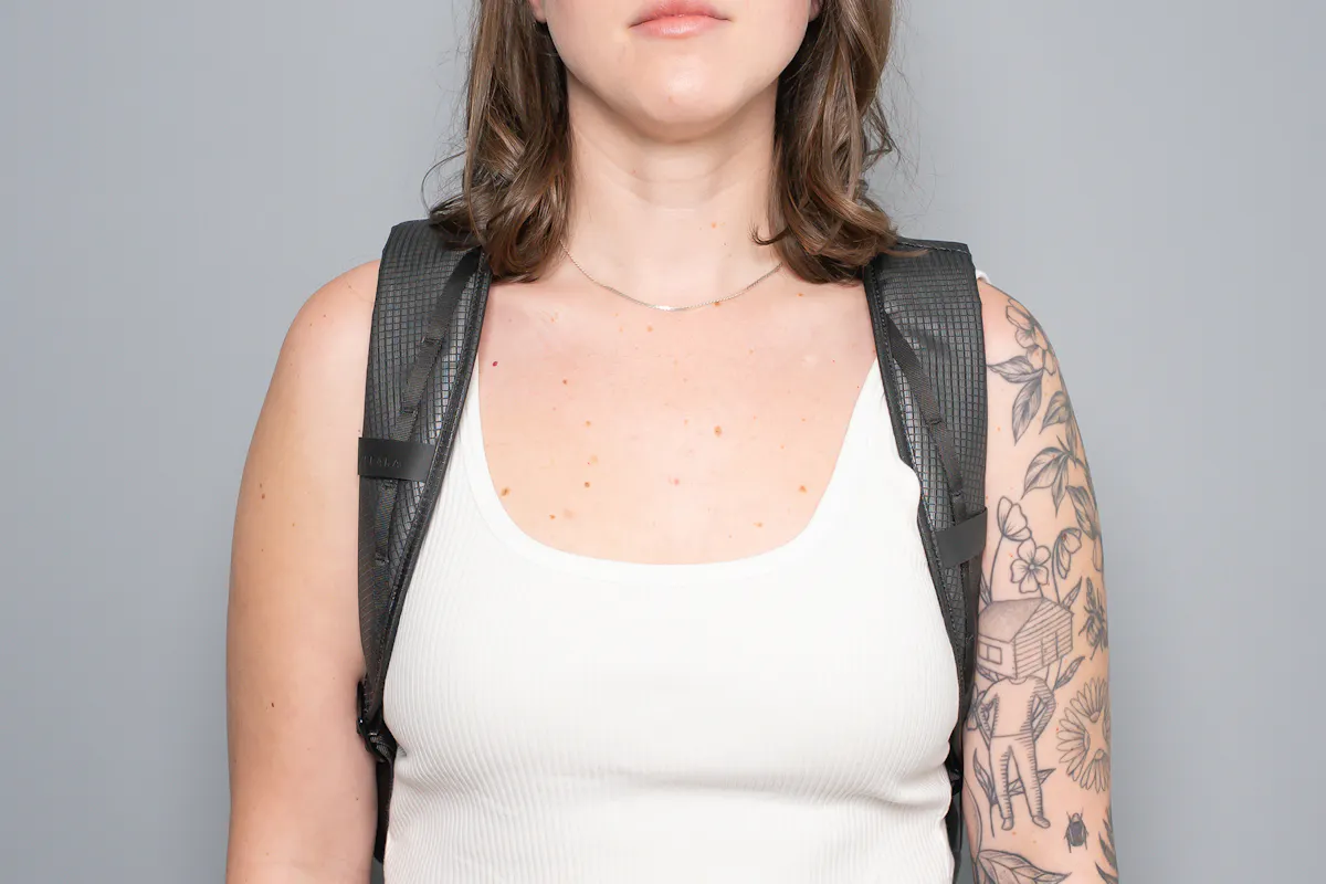 ALPAKA Momentum Backpack 22L Strap