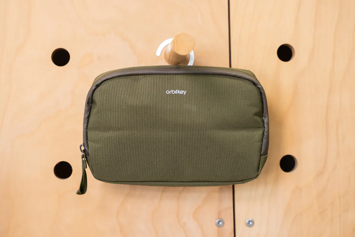 Orbitkey 2-in-1 Toiletry Pouch Hook