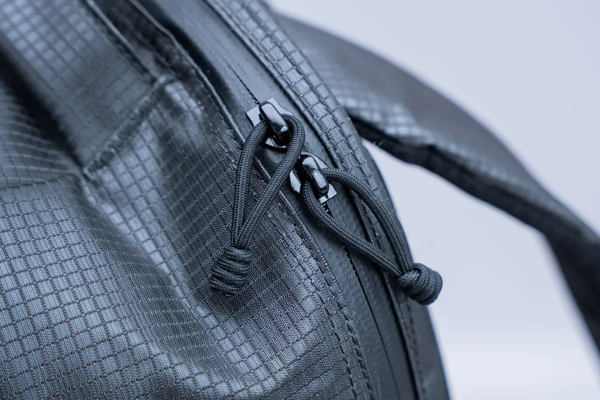 ALPAKA Momentum Backpack 22L Zipper