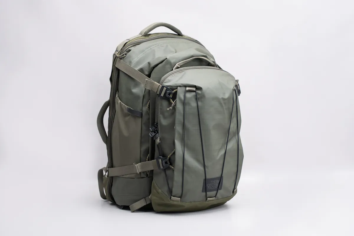 The North Face Base Camp Voyager Pro Lightweight Pack Set