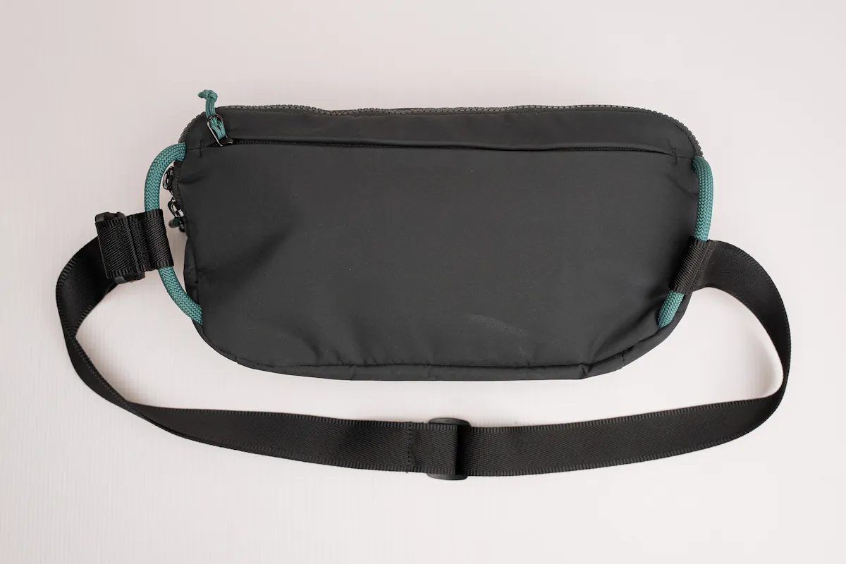 Owala All-Day Crossbody 3.5L Back Pocket