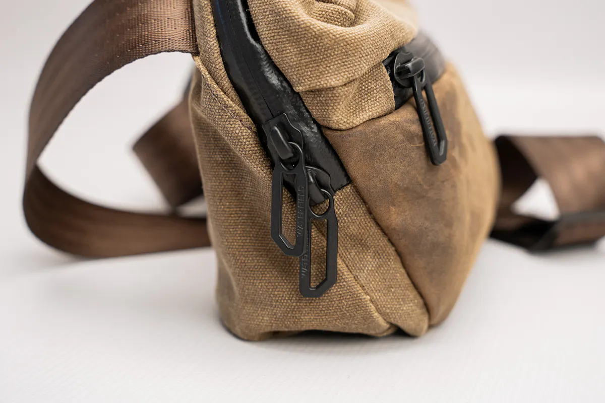 WaterField Designs Traverse Sling Zipper