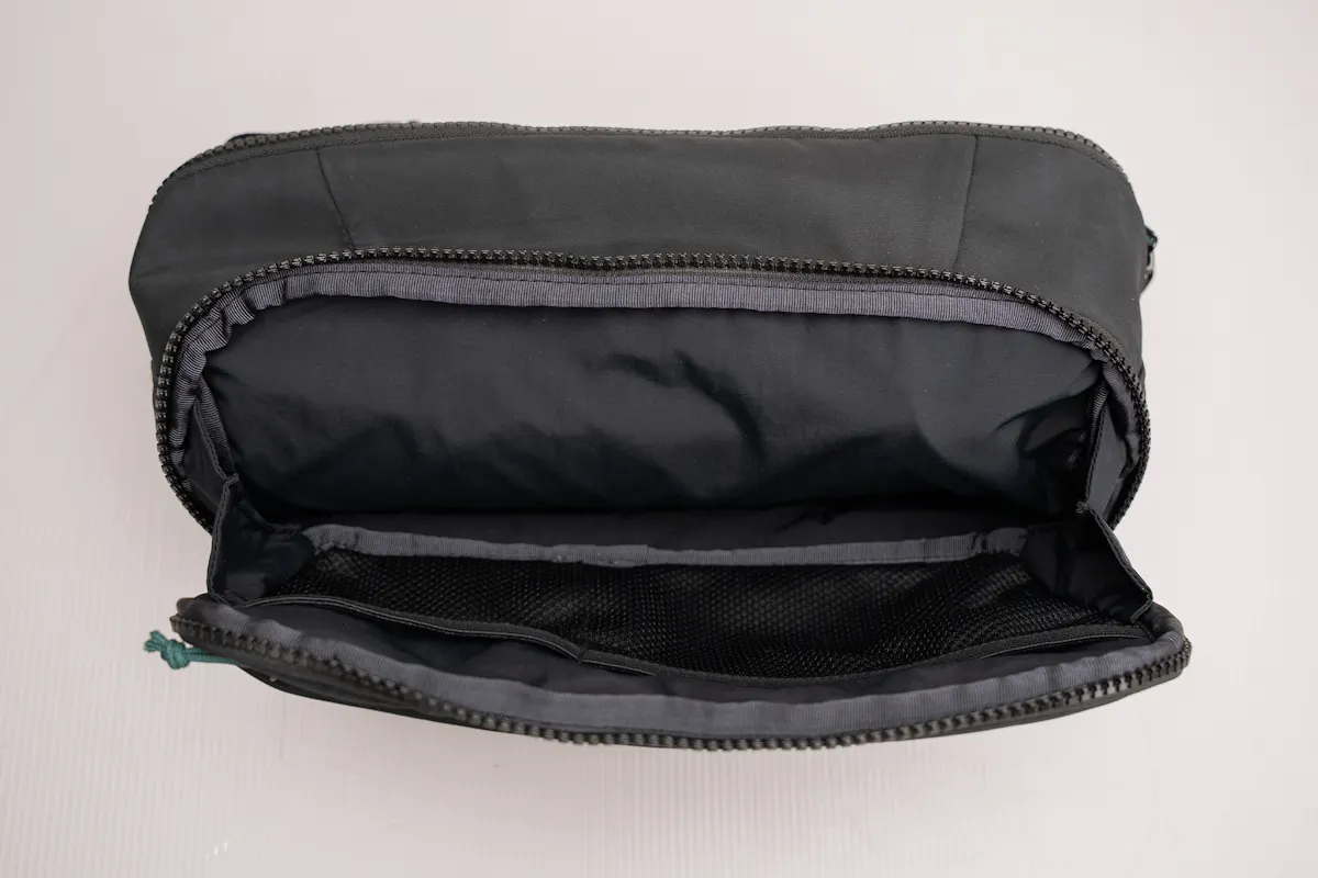 Owala All-Day Crossbody 3.5L Empy Compartment