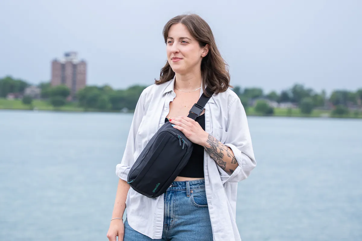Owala All-Day Crossbody 3.5L Front