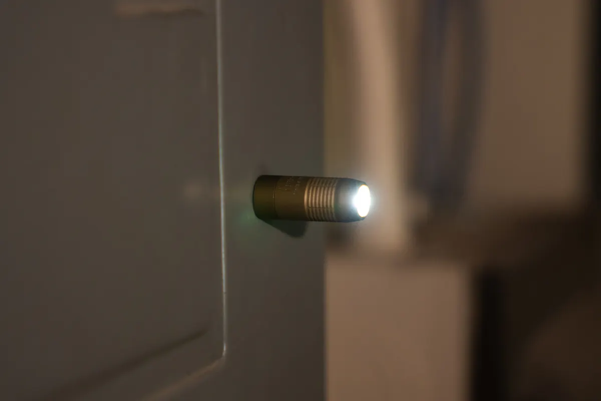 Olight iUltra OAL Keychain Flashlight Magnet