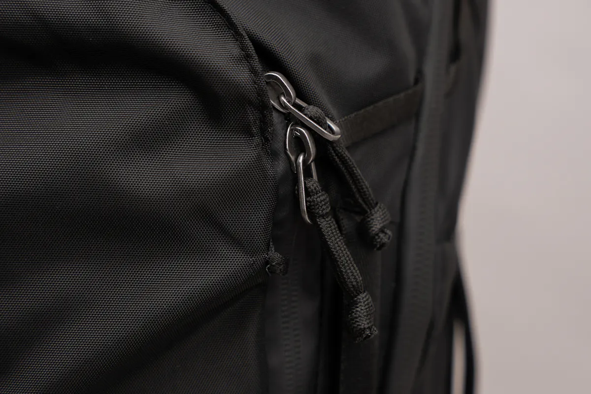 Matador 30L Carry-On Travel Pack Zipper