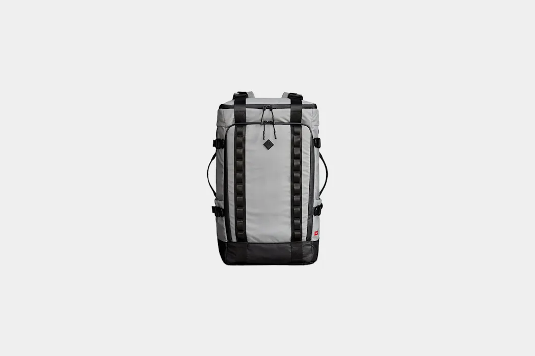 Three Peaks Travel / Adventure 42L