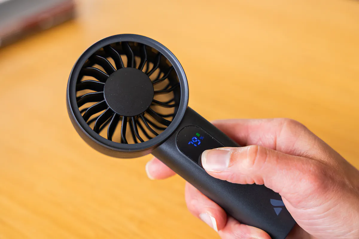 The Best Portable Fan for Hot Weather Travel Battery Level